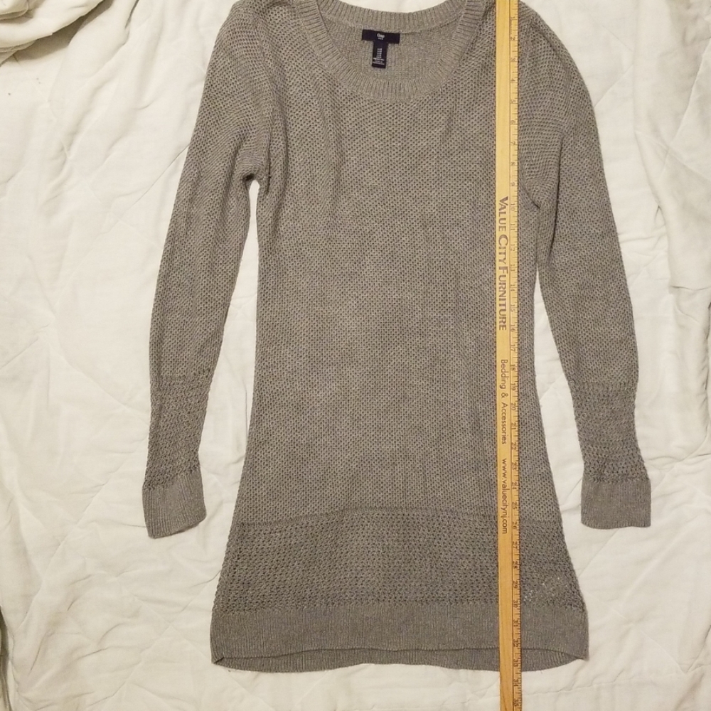 Gap gray tunic sweater